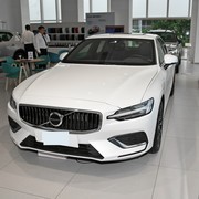 四款40万内插电混动三厢车推荐，科技与实力兼具