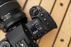 拥有40张/秒超高速连拍 富士X-H2S仅售16700元