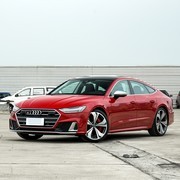 四款百万级中大型轿车横评：电动与燃油的巅峰对决