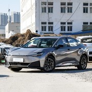 20万内纯电中型轿车四选一：谁是家用智能出行新标杆？