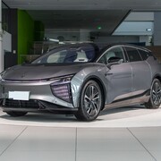 四款百万内纯电中大型SUV深度对比，谁是你的理想之选？