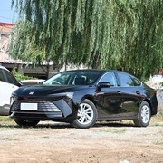 20万内汽油中型轿车五强对决，谁是家用首选？