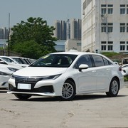 20万内三款紧凑轿车对比：纯电、换电与燃油车怎么选？