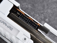 蓝宝石RX 9070 GRE 12G极地 2K均衡性价比优选