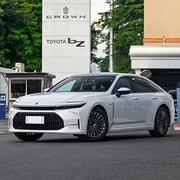 30万内四款中大型轿车对决：科技、豪华与精致的多元选择