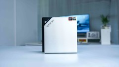 128GB内存8060S最强核显！极摩客EVO-X2 Max+ 395开箱