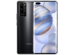 双4G手机划算选购指南 续航强、拍照稳、信号稳