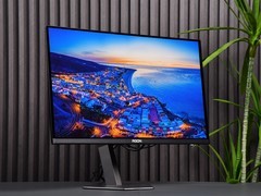 RTX 5090D会被3台AGON AG276QSD OLED电竞显示器玩坏吗？