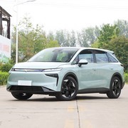 三款20万内紧凑SUV深度对比，谁更懂年轻家庭需求？