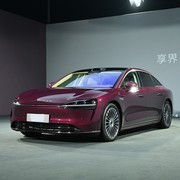 四款40万内增程式中大型轿车对决：谁更懂中国路况与用户需求？