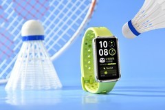 手环党与手表族的辩论：10倍差价究竟差在哪？