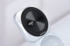 aigo P5磁吸移动固态硬盘 随时“贴贴” 直存直录