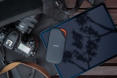 闪迪至尊超极速移动固态硬盘USB4版评测 超越SSD的三防猛兽