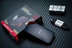 闪迪至尊超极速移动固态硬盘USB4版评测 超越SSD的三防猛兽