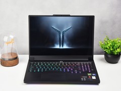 联想拯救者Y9000P至尊版 AI元启荣获2025年第十届ChinaJoy黑金奖