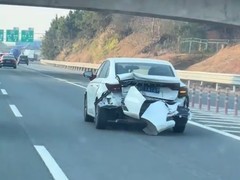 春节回家路“车坚强”成了热门话题