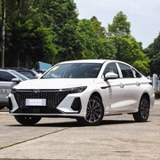 20万内紧凑轿车推荐：风云A8、明锐与e2，谁更值得入手？