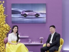 余承东对话刘亦菲：如果没有加入华为，我可能会成为大学教授