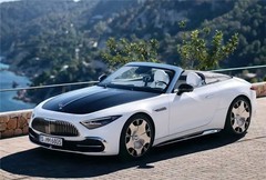 每日车圈新鲜事：新零跑C10上市|迈巴赫首款敞篷跑车发布|新小鹏P7官图发布