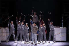 万人观剧、年轻人热捧 这部音乐剧凭什么火出圈?