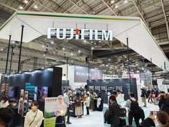 CP+2025展会报道：富士相机镜头齐亮相，新款拍立得相机引关注