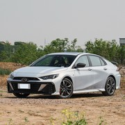 20万内五座三厢车推荐：德系日系自主如何选？