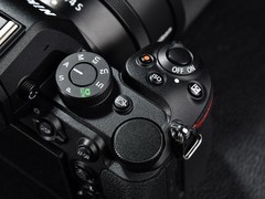 水桶型入门全画幅微单 为什么选择尼康Z5II