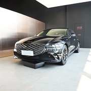 五旬预算选哪款？三款豪华汽油中大型轿车深度对比