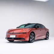 30万内中大型轿车推荐：鸿蒙智行S7、极狐阿尔法S、领克Z10