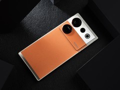 努比亚Z50 Ultra摄影师版图赏 经典复古拼色设计