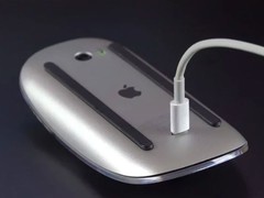 苹果终于研发新 Magic Mouse 这次充电接口不放底部了