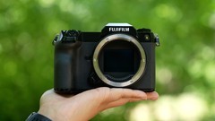 推荐几台适合人文街拍的富士中画幅相机