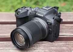 高速度、高分辨率 佳能微单相机EOS R7值得推荐