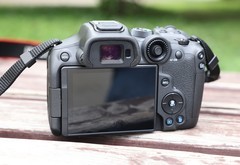 高速度、高分辨率 佳能微单相机EOS R7值得推荐