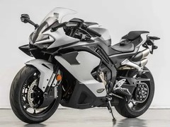 春风全新四缸750跑车亮相：213KG 111匹马力