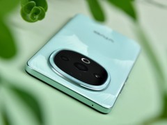 拥有6500mAh大电池的“移动音响” vivo Y300全面评测