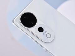 多焦段拍出多样视点 人像大师手机推荐