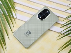 华为nova 13 Pro全面评测 年轻人的时尚拍照利器