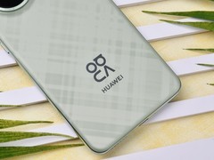 华为nova 13 Pro全面评测 年轻人的时尚拍照利器