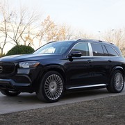 百万级豪华旗舰SUV三巨头：稳重与锋芒的终极较量