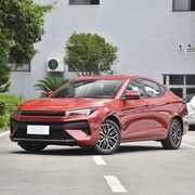 三款20万内掀背轿车对比，谁更值得入手？