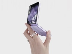 起售价5999元，首款小折叠小米MIX Flip正式发布
