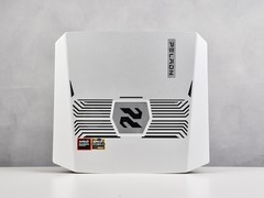 磐镭YO1迷你主机评测：搭载AI Max+ 395的超能AI工作站