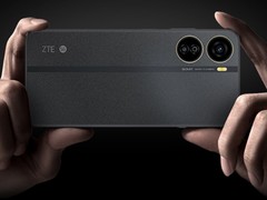 1499元！中兴首创AI裸眼3D手机开售