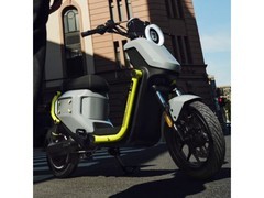 小牛电动UMax动力版京东特惠仅5799元