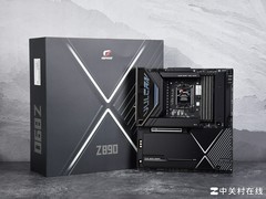 iGame Z890暗黑火神主板评测 七彩虹三千元价位旗舰主板我觉得很值