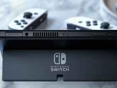 Switch 2真的来了 游戏机+手柄二合一