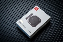 aigo P5S移动固态硬盘上手 充电存储1+1＞2