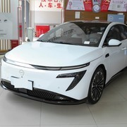 四款20万内纯电中大型轿车对比，谁更值得入手？