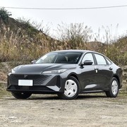 四款纯电紧凑轿车对决，20万内谁更值得入手？